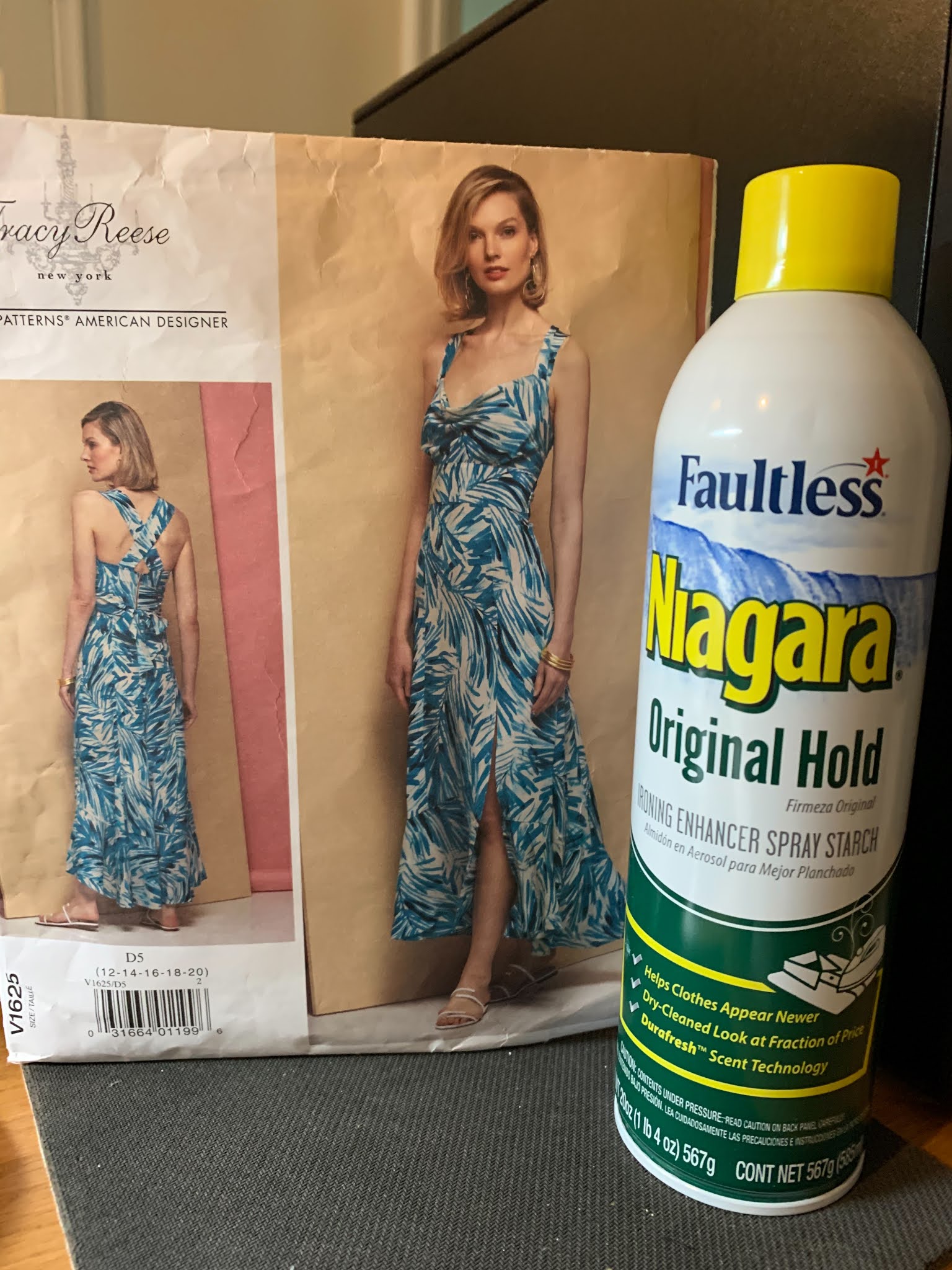 Top 5 Best Spray Starches for Sewing/Dress Shirts/Dark Clothing