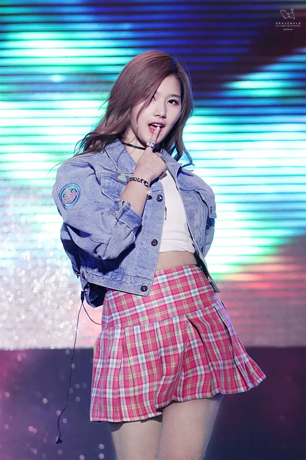 10 Times Twice S Sana Showcases Her Sexy Charm Bias Wrecker Kpop News