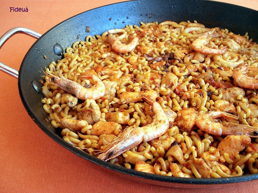 Fideuá de marisco, la receta tradicional valenciana - De Rechupete