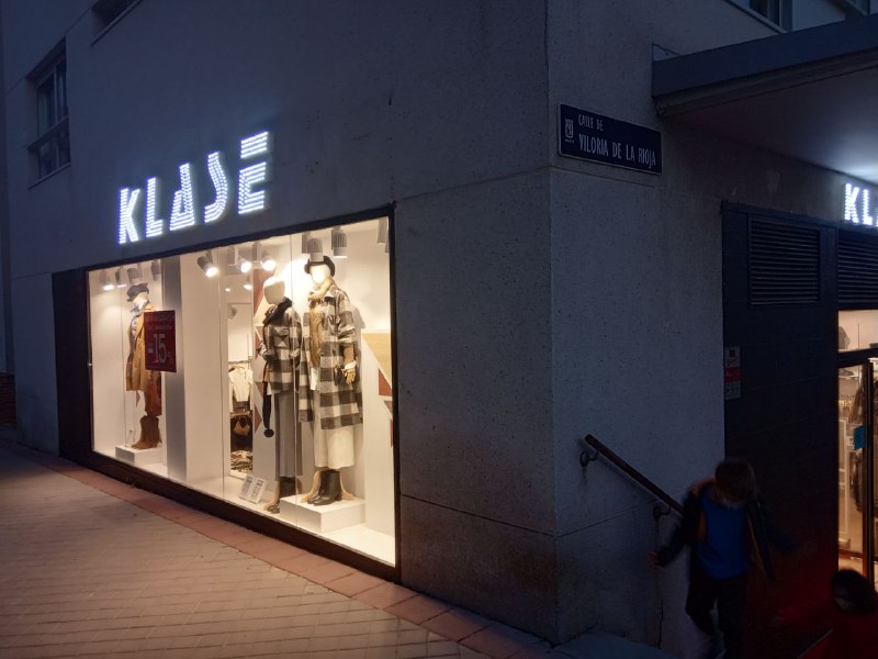 Ya Klase, nueva tienda ropa y accesorios frente a la parroquia Las Tablas ~ Livin' Las