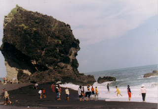 Pantai Watu Godek Lumajang Pantai Watu Godek Lumajang
