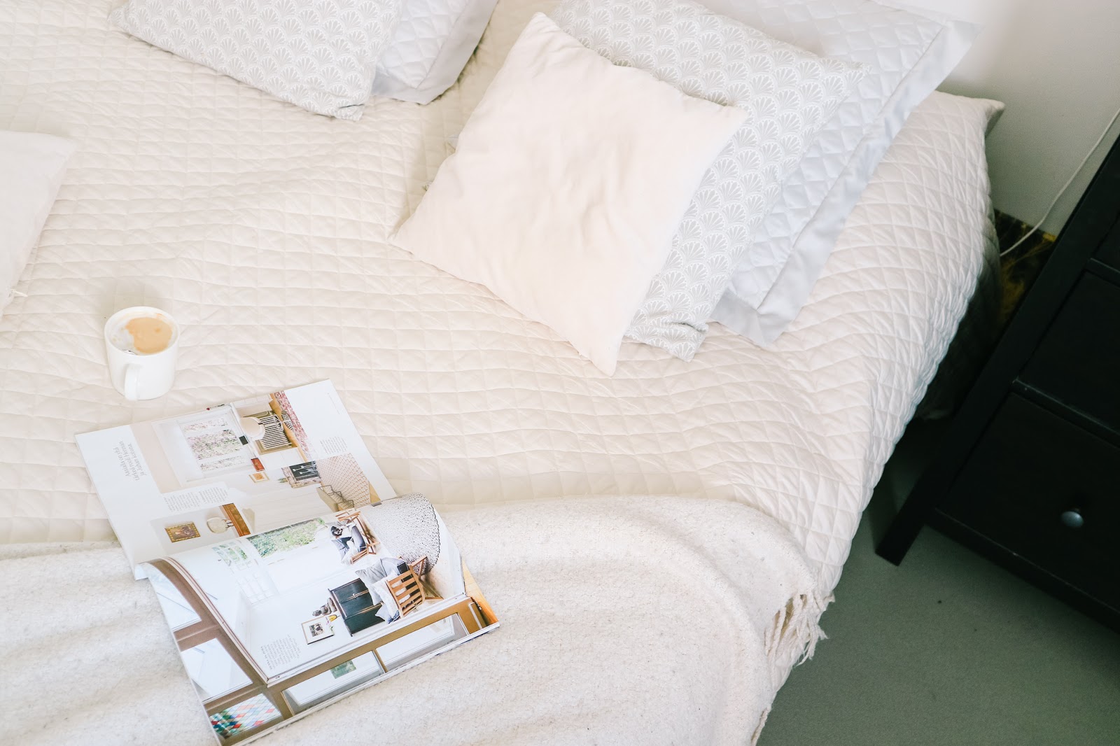 Big mamas home by Jenni S. Päivän paras tapa sängyn petaaminen Big mamas home by Jenni S. Päivän paras tapa sängyn petaaminen