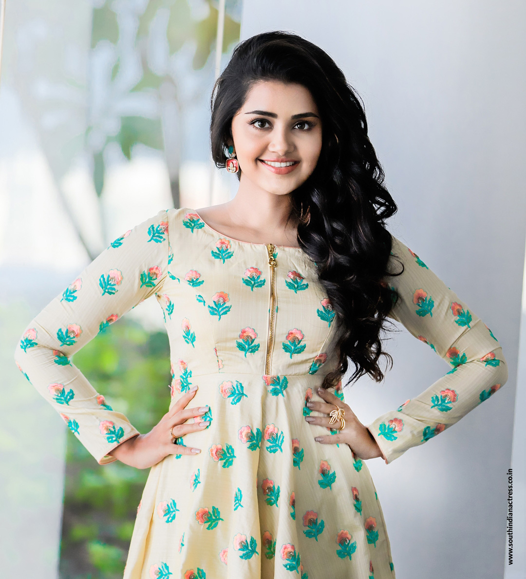 [Image: anupama-parameswaran-asmitha-madhulatha-2.jpg]