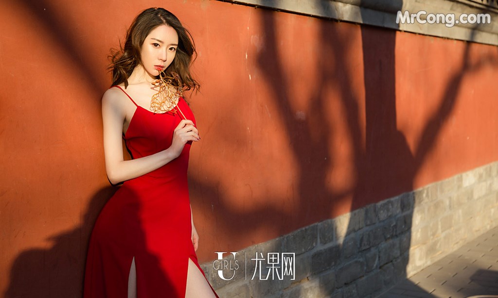 UGIRLS - Ai You Wu App No.1356: Model Meng Xin Yue (梦 心 玥) (35 photos) photo 2-11