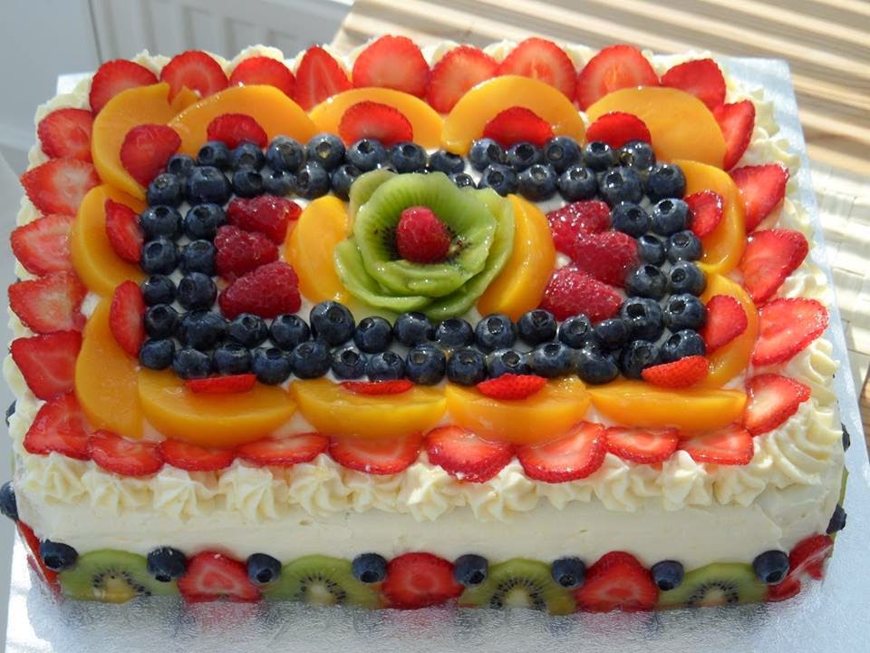 Amazing Fruits Cake Deco