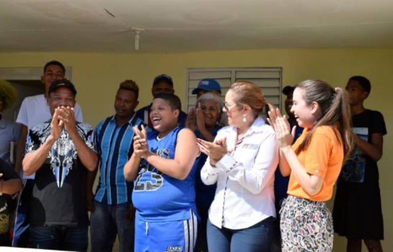 Donan casa a "Babyrotty" y su familia Babyrotty