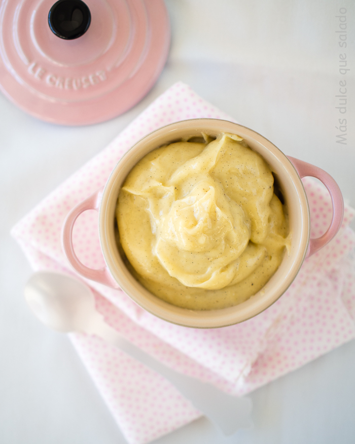 Crema pastelera en microondas. Vídeo receta