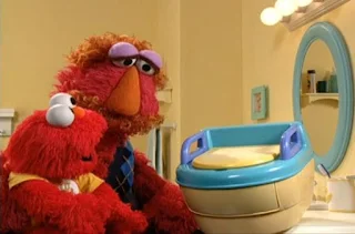 Louie bought a potty for baby Elmo. Sesame Street Elmo's Potty Time