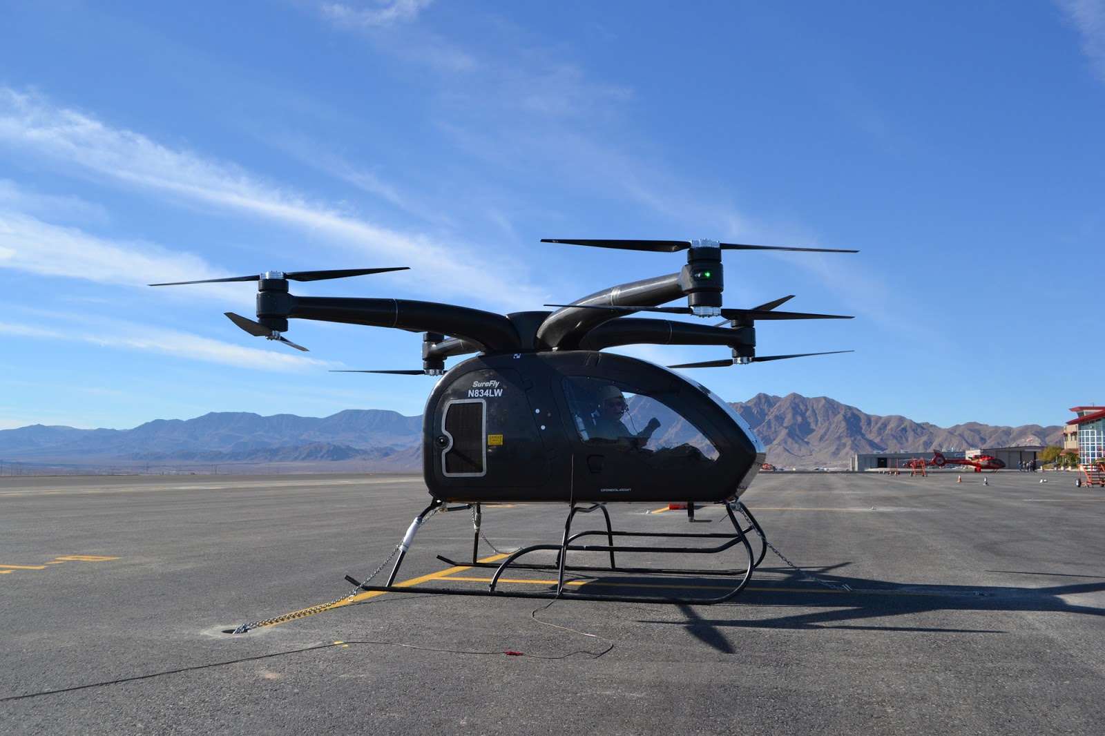 аэротакси дрон. Surefly октокоптер. цесна 137. Sure fly. электровертолет 4 винтовой.