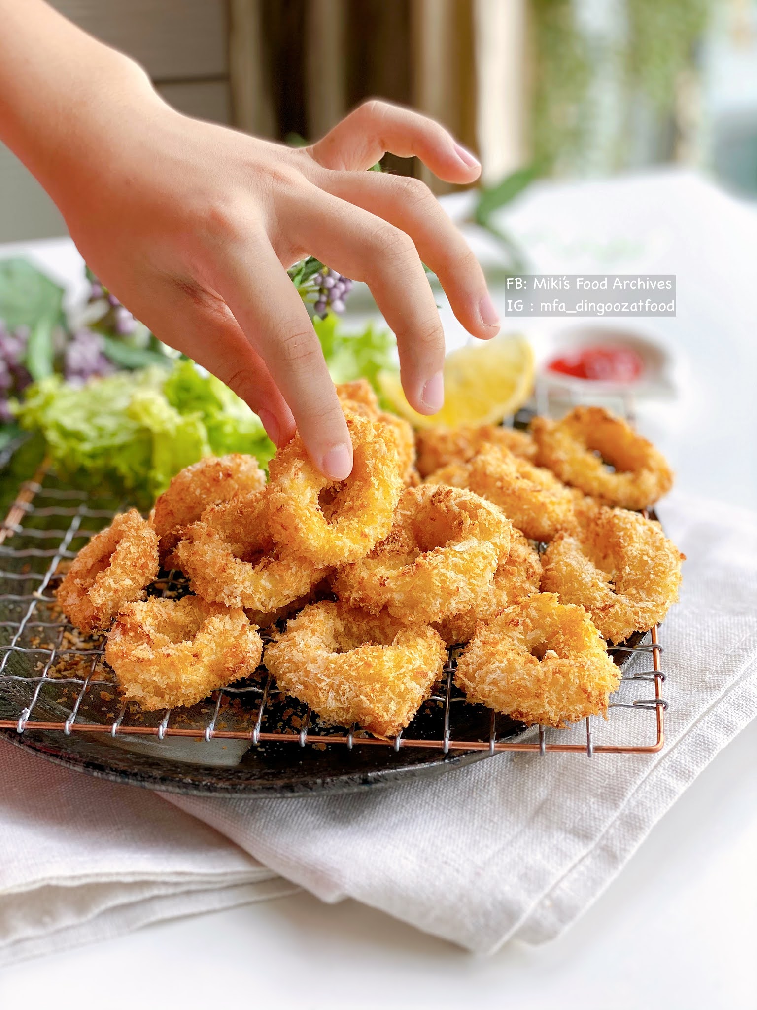 Miki's Food Archives : Air-Fried Calamari/ Squid Rings 香脆鱿鱼圈【免油炸】