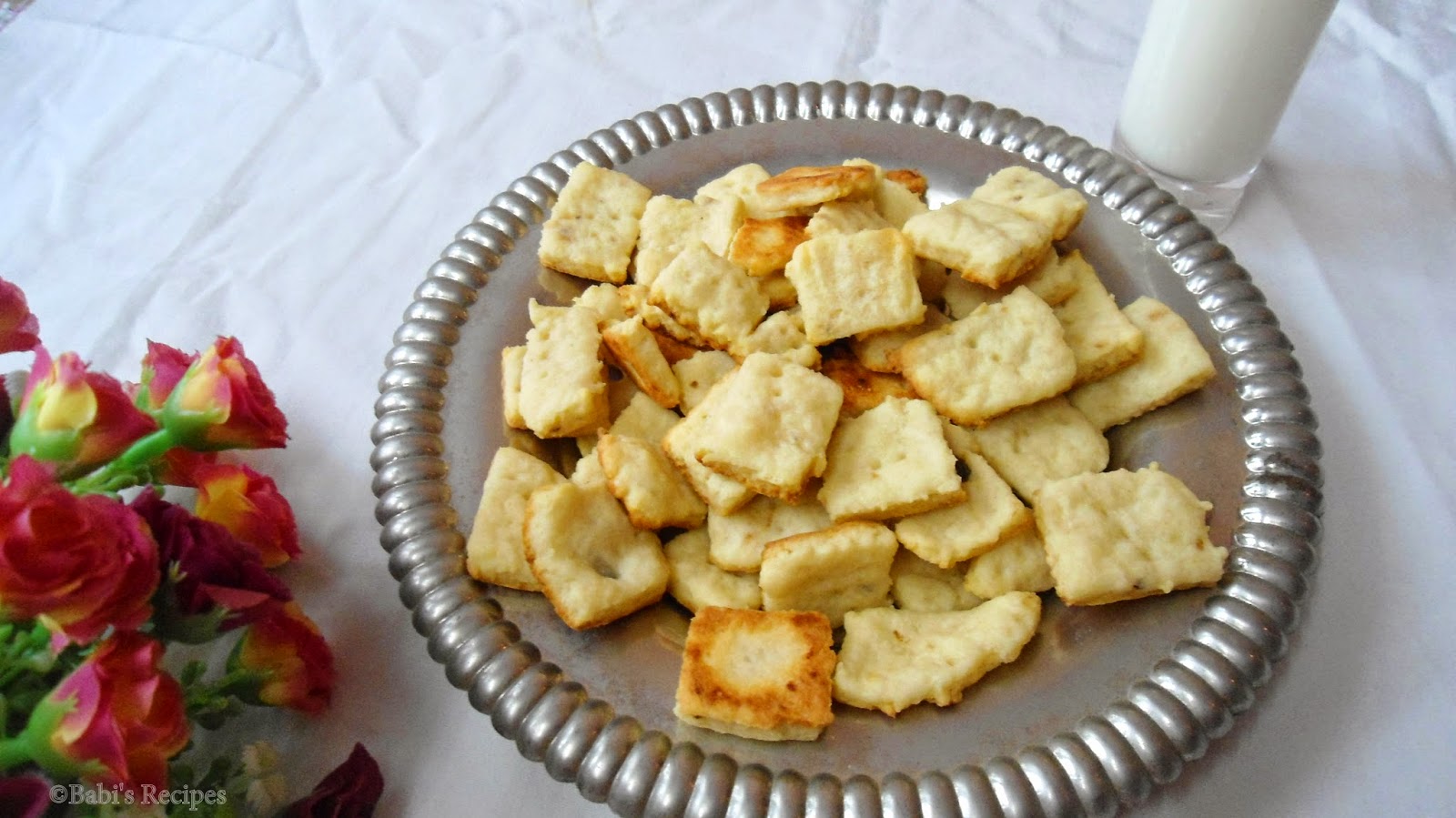 garlic cheese crackers