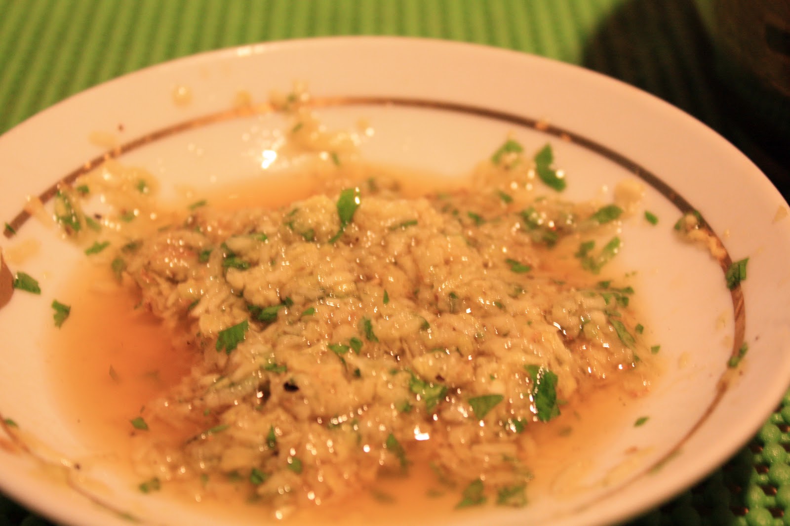 Steamed Chicken with Ginger and Garlic Sauce