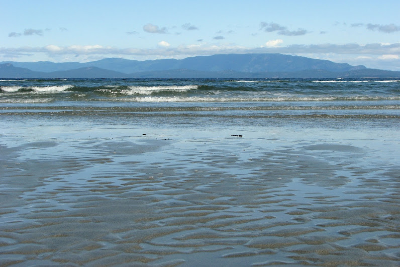 The mountains of the British Columbia Mainland seen from Rathtrevor Beach