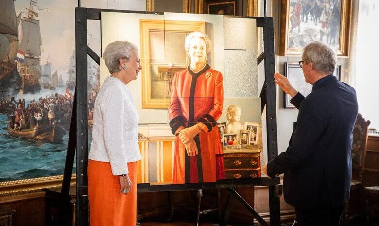 Princess Benedikte unveiled a new portrait of herself painted by Danish artist Lars Physant