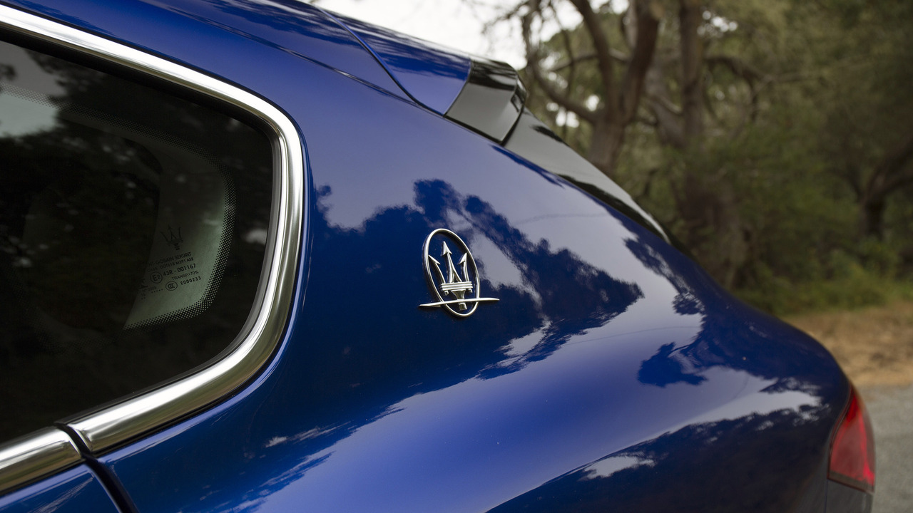 GIÁ XE 5 CHỖ MASERATI LEVANTE CÓ GÌ HAY?.