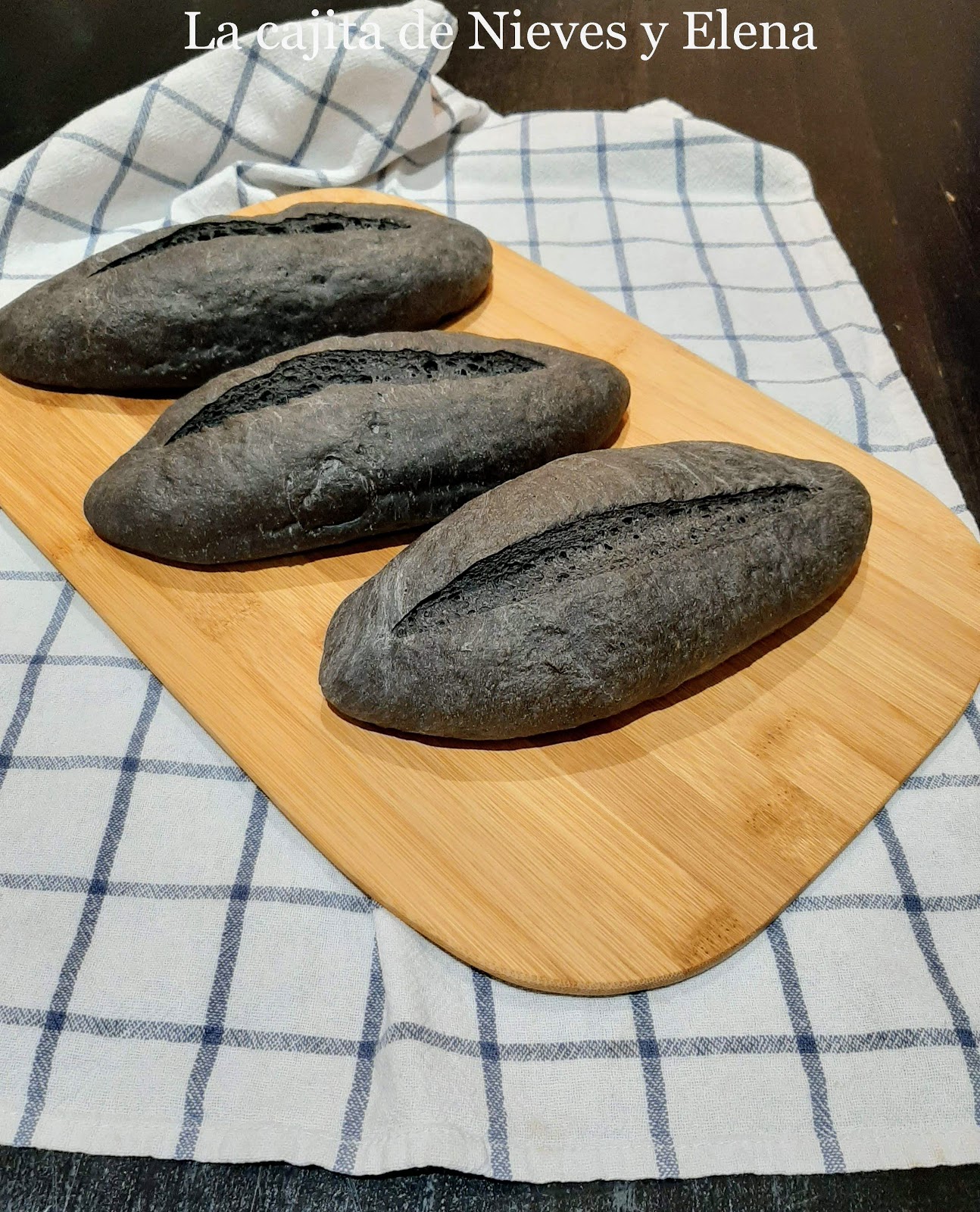Pan negro de tinta de calamar