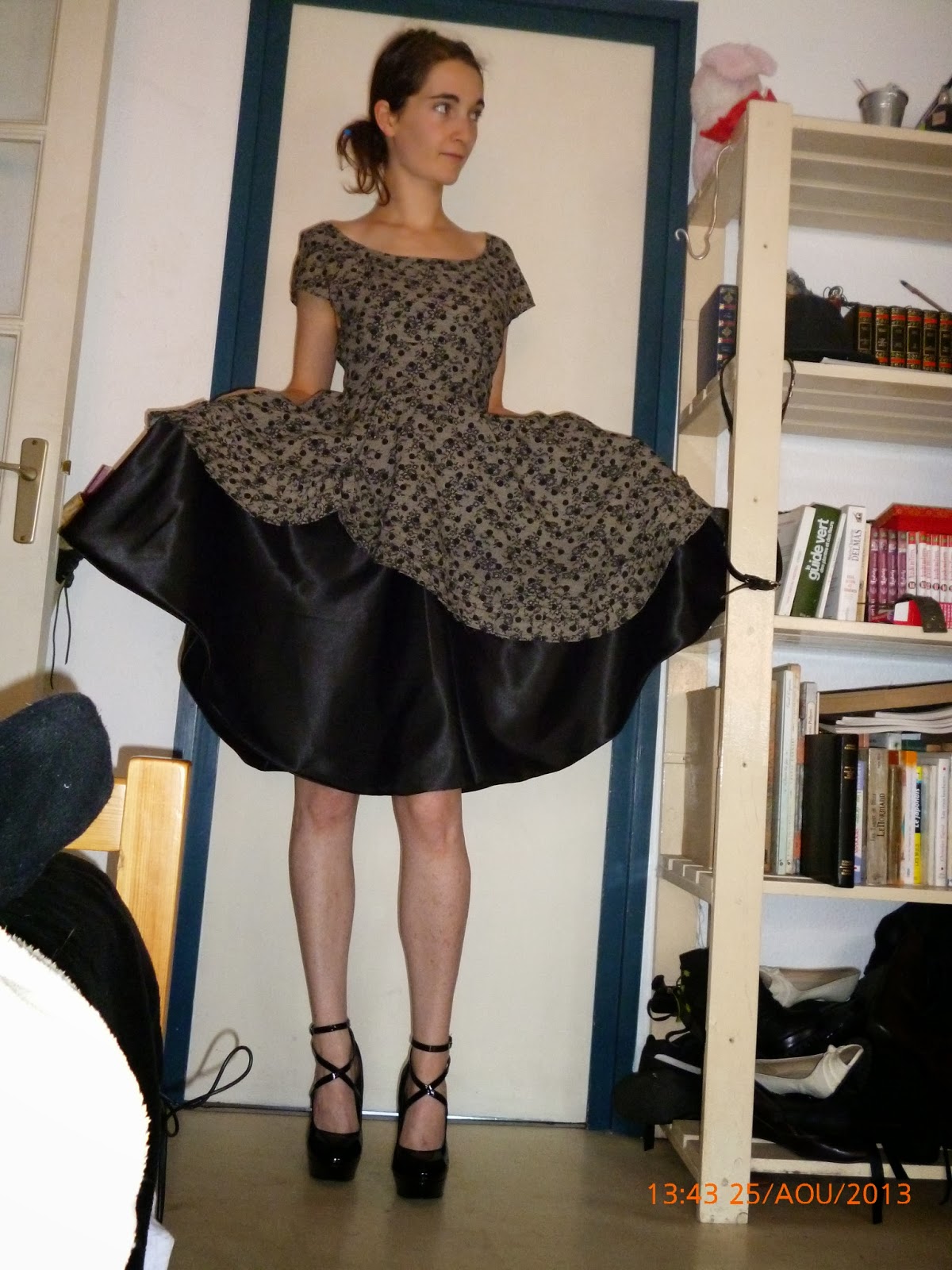 atelier des lys glorieux Robe baby doll dentelle chocolat