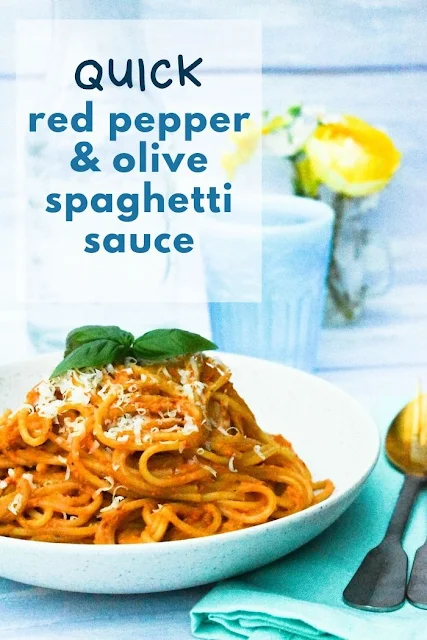 A super quick spaghetti sauce which can be whipped up from store cupboard ingredients in a few minutes while the pasta cooks. #spaghettisauce #spaghetti #redpepperpasta #redpepperrecipes #pastasauce #veganpasta #vegetarianpasta #redpeppers