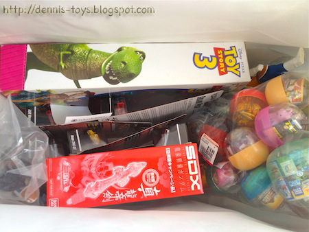 Dennis-Toys: 16th Craziest Toy Sale Loot!