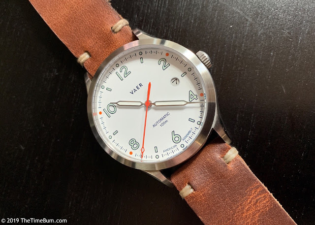 Vaer Automatic White Design leather