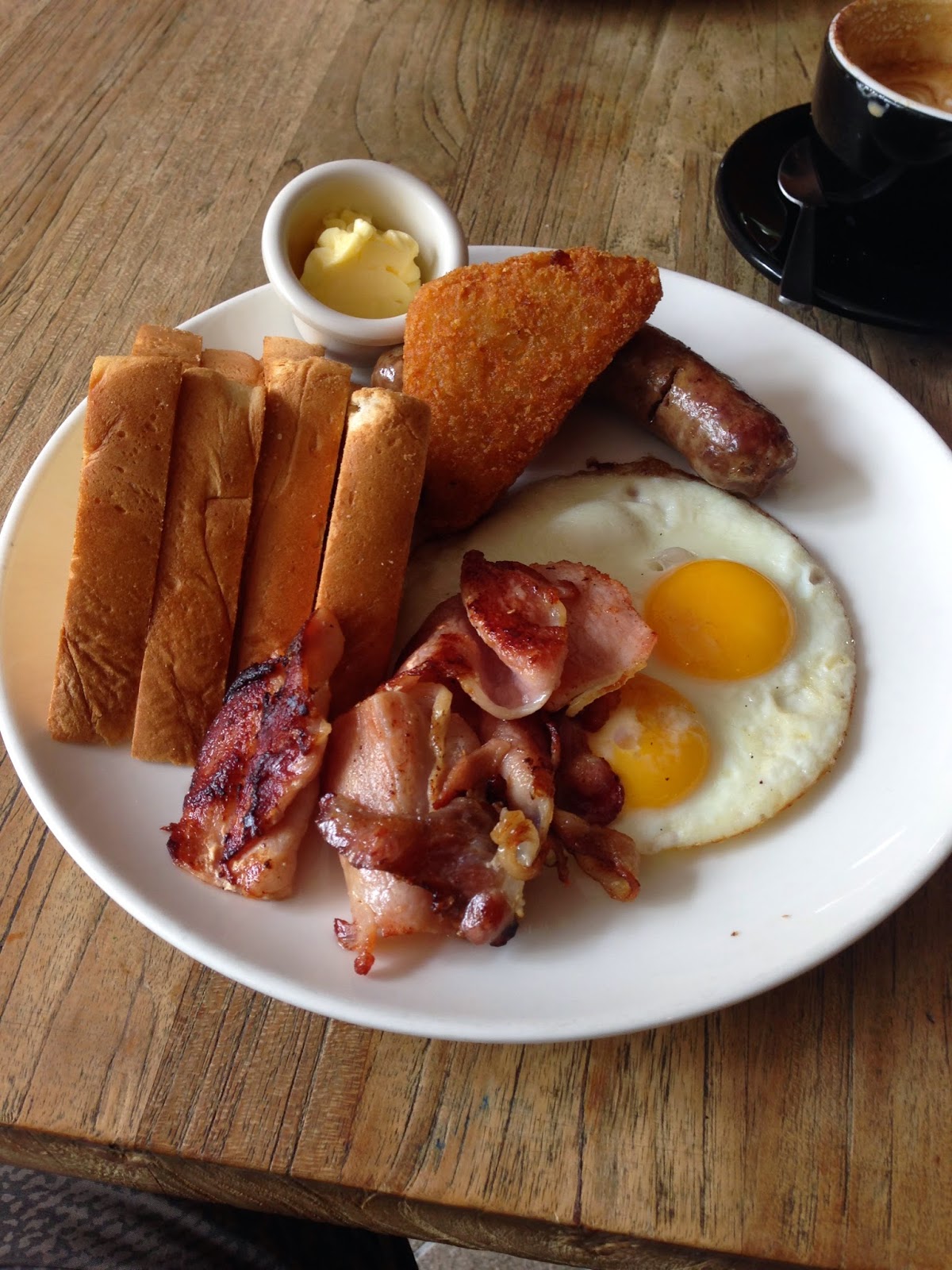 Jan Loves to Eat Boomerang