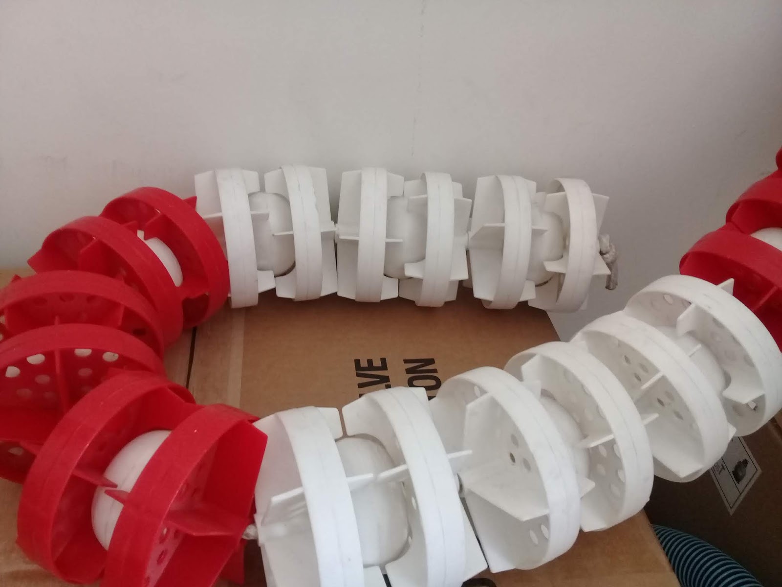 gambar peralatan kolam renang