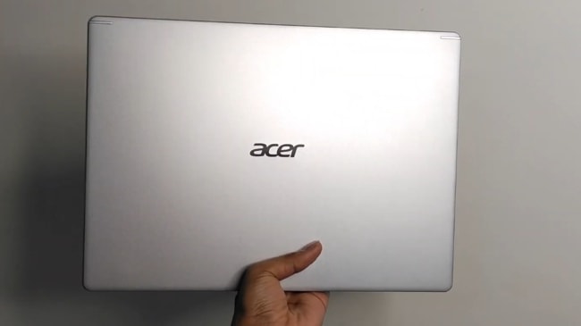Acer Aspire 5 A514-52G laptop.