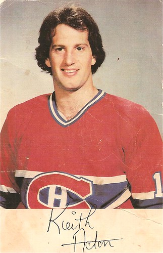 La vie est une puck Keith Acton