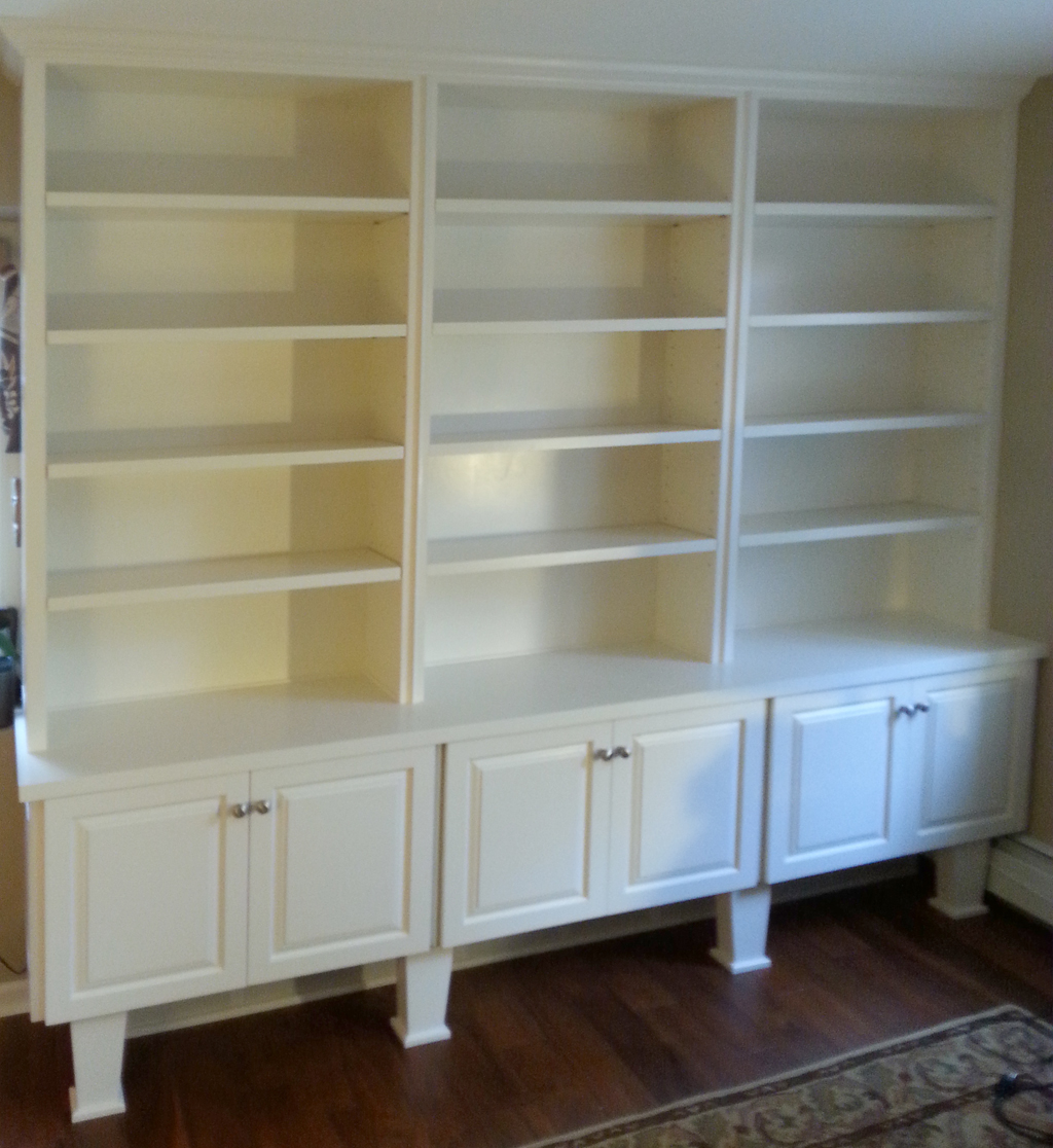 Black Sheep Woodworking Traditional Hutch Style Bookcase