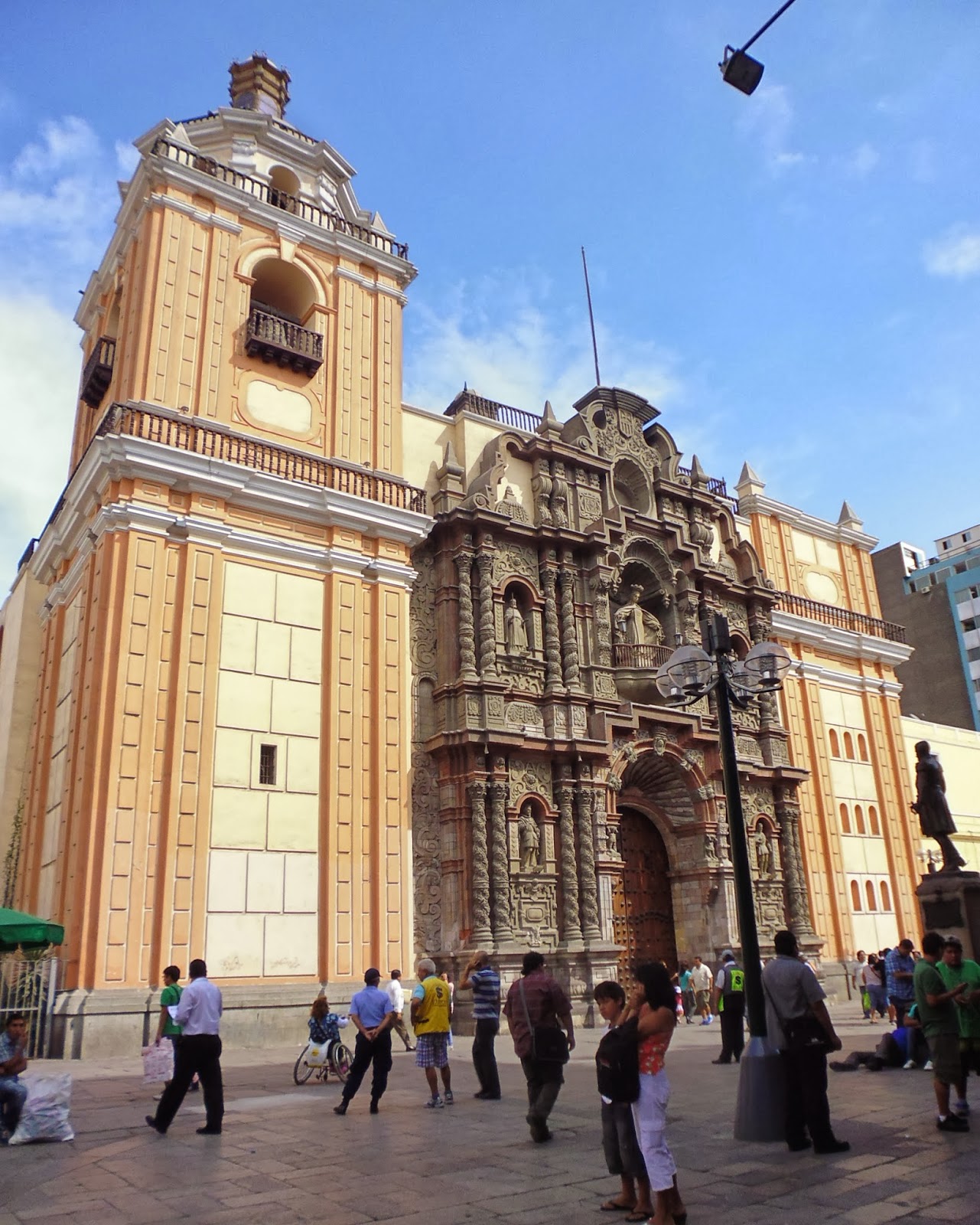 LUGARES TURÍSTICOS EN PERÚ JIRÓN DE LA UNIÓN (CENTRO DE LIMA)