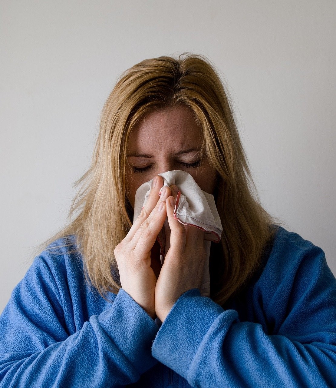  tidak sedikit dari kita yang berjuang melawan serangan berbagai bakteri dan virus yang da Hindari Obat-obatan, Inilah 7 Tips Mengobati Flu Secara Alami Tanpa Perlu ke Dokter