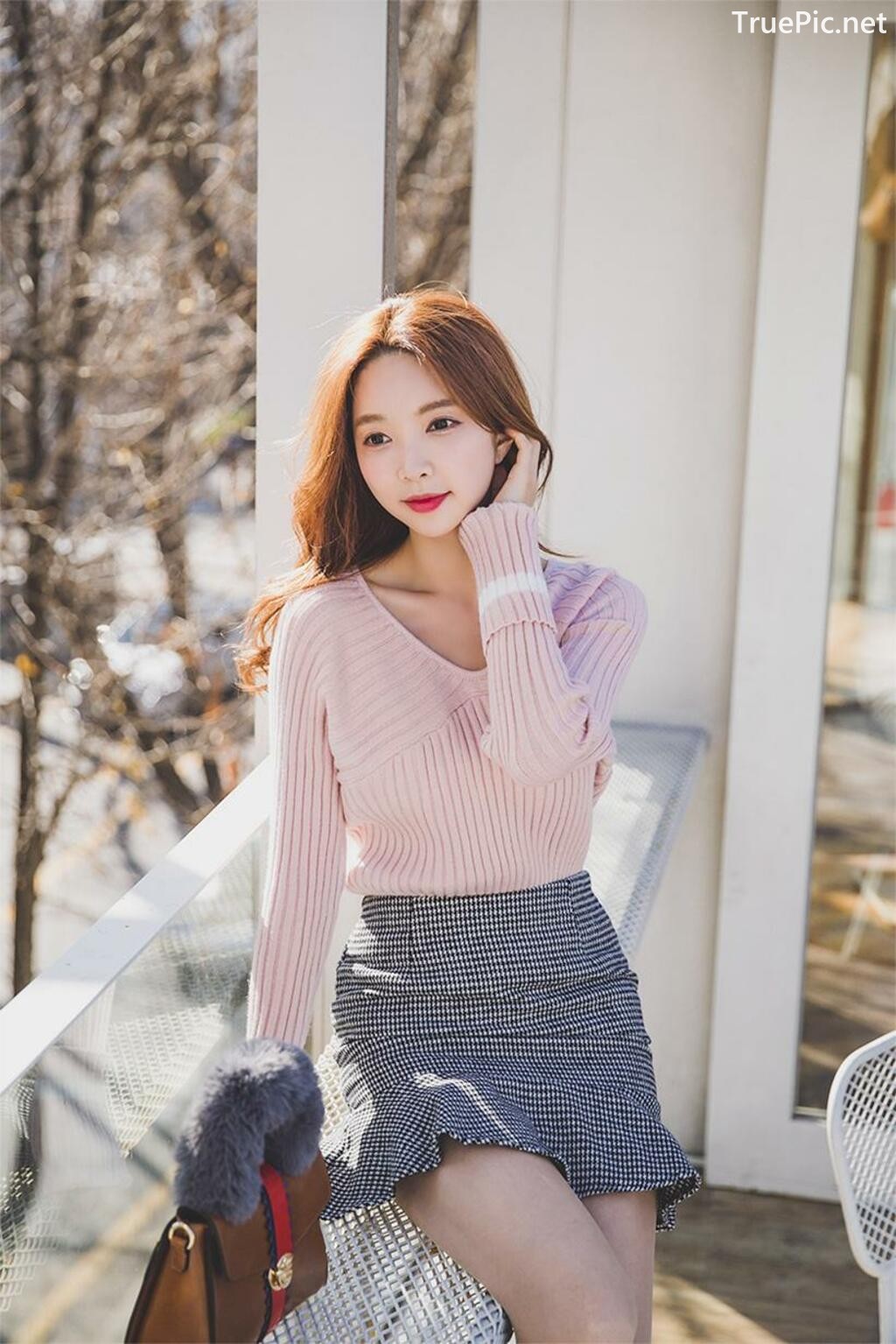 Image-Korean-Fashion-Model-Park-Soo-Yeon-Beautiful-Winter-Dress-Collection-TruePic.net- Picture-81