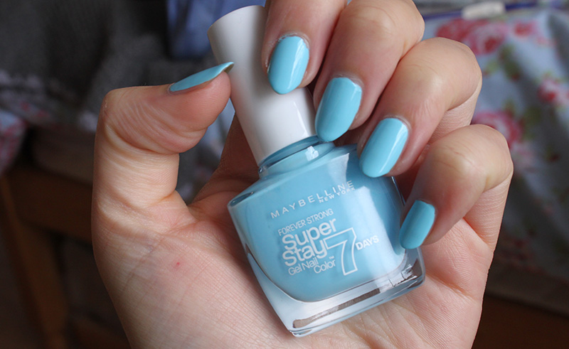 Uptown Blue Maybelline Forever: Manicure Monday