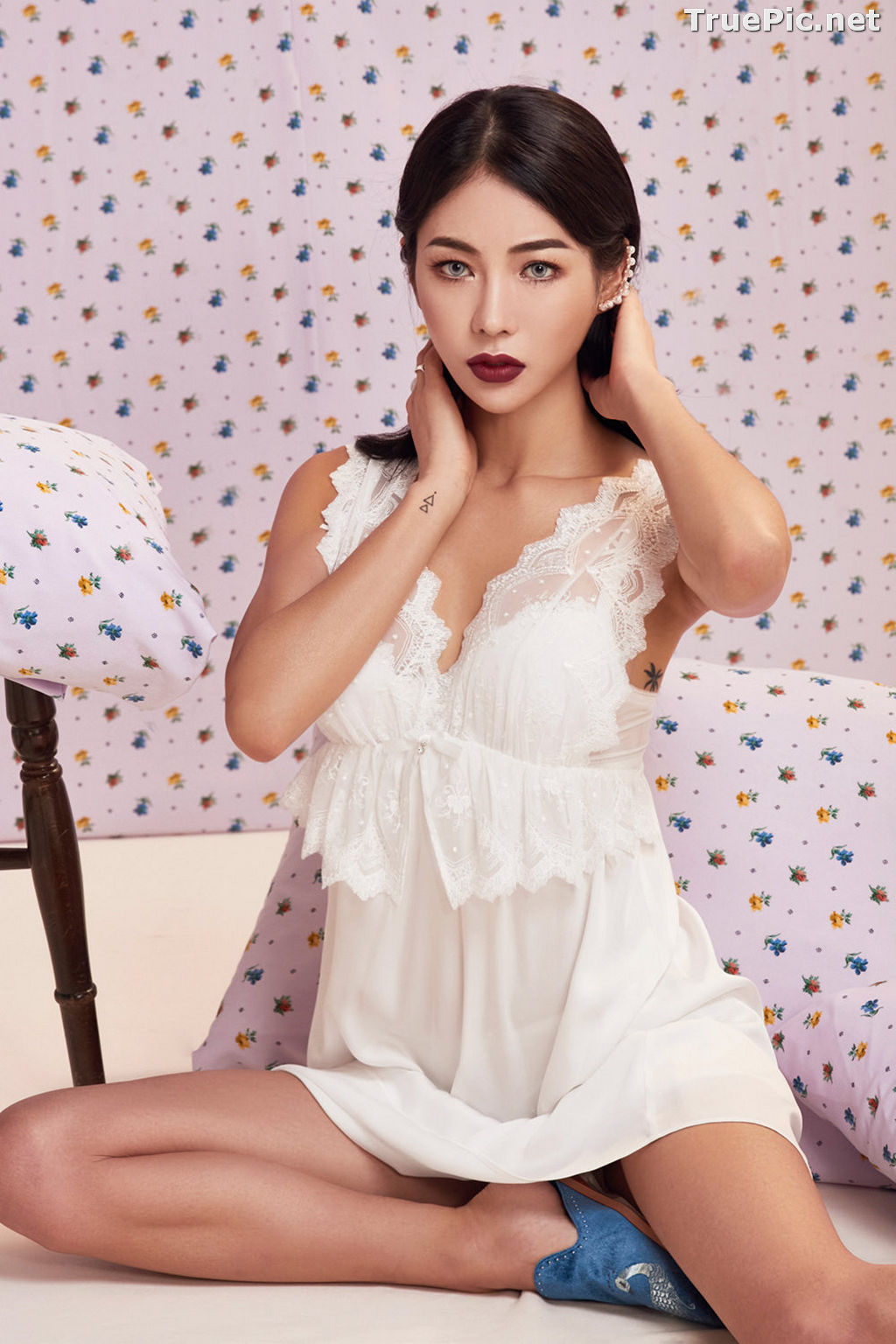 Image Korean Fashion Model - An Seo Rin - White Lingerie and Sleepwear Set - TruePic.net - Picture-18