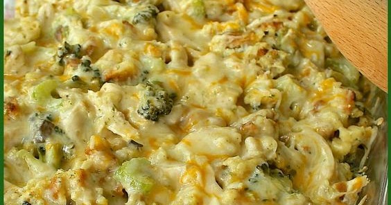 Best Cheesy Chicken Broccoli Stuffing Casserole - Yummy 7
