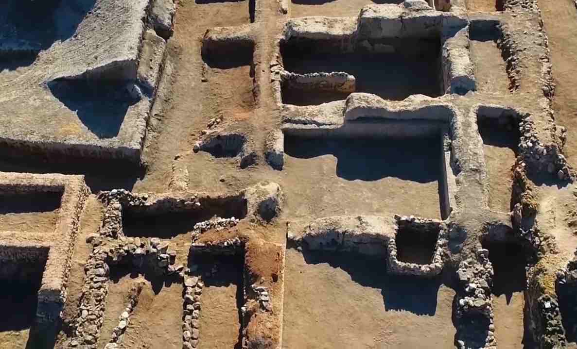 10 MOST MYSTERIOUS ARCHAEOLOGICAL SITES IN THE WORLD