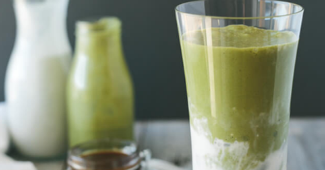 ICED MATCHA AND SALTED CARAMEL LATTE - CHEF LINKS