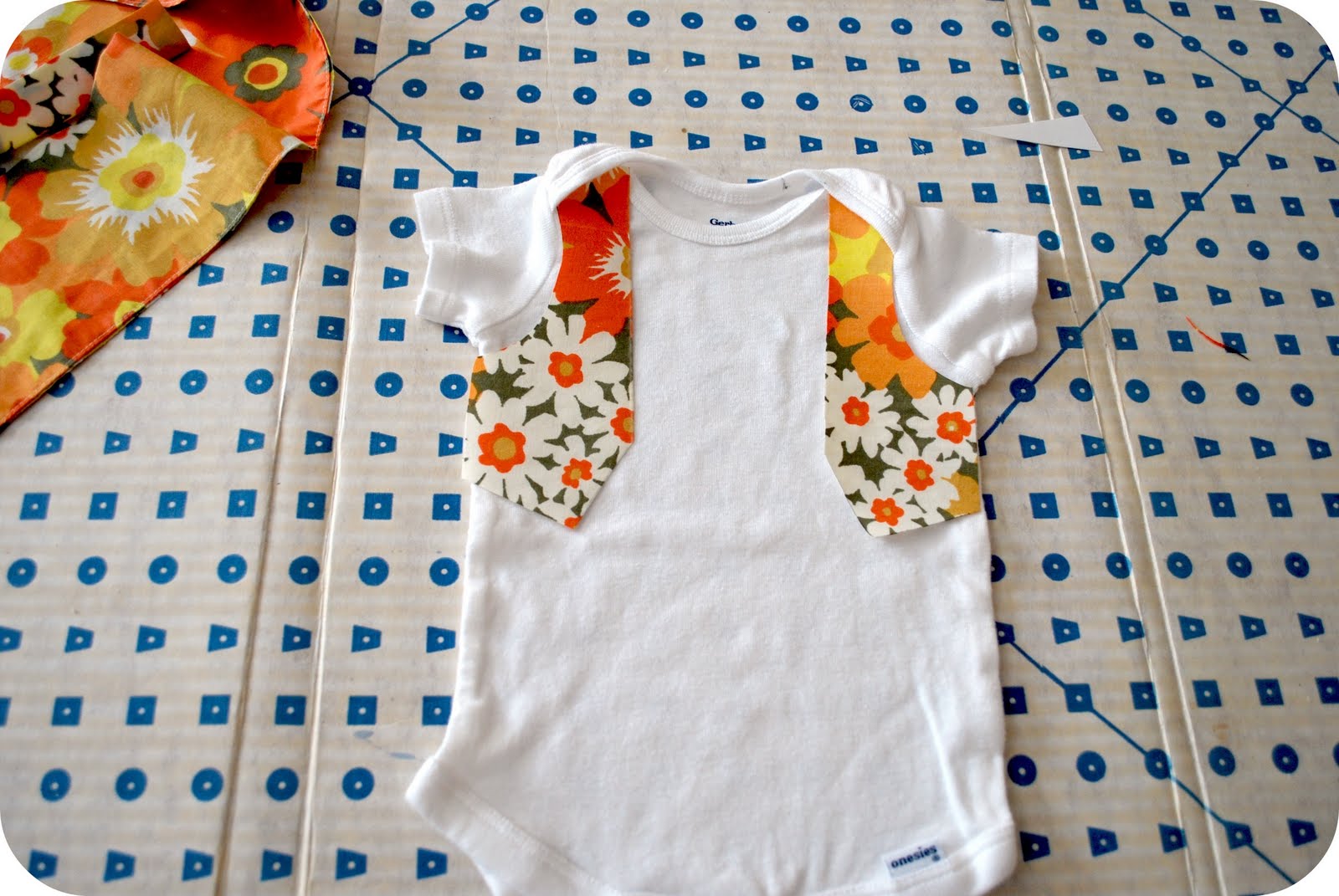 Life as a Thrifter: Hippy Baby Costume Tutorial