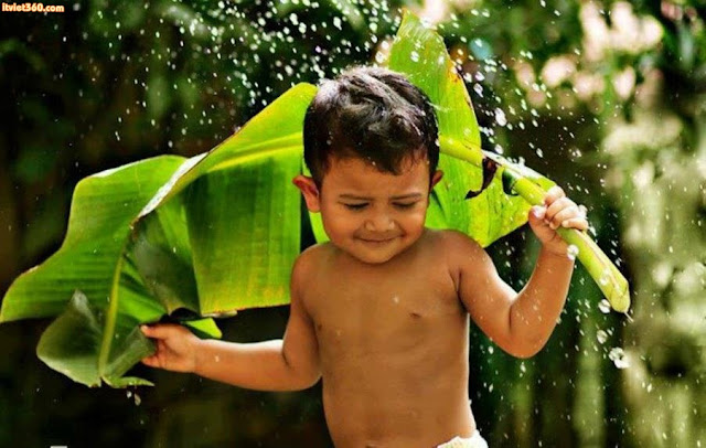 Chùm hình ảnh đẹp nghệ thuật về "tuổi thơ tôi" tắm mưa