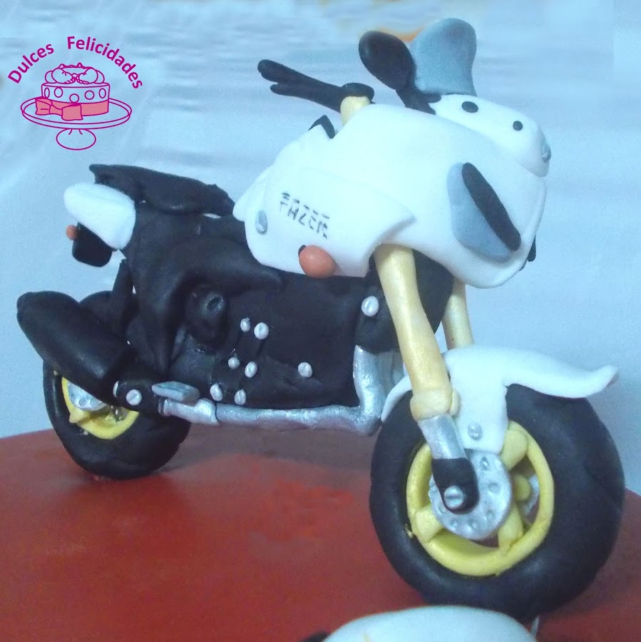 Moto Fazer fondant