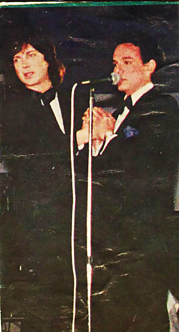 CAMILO SESTO José José. otro cantante que nos ha dejado este año