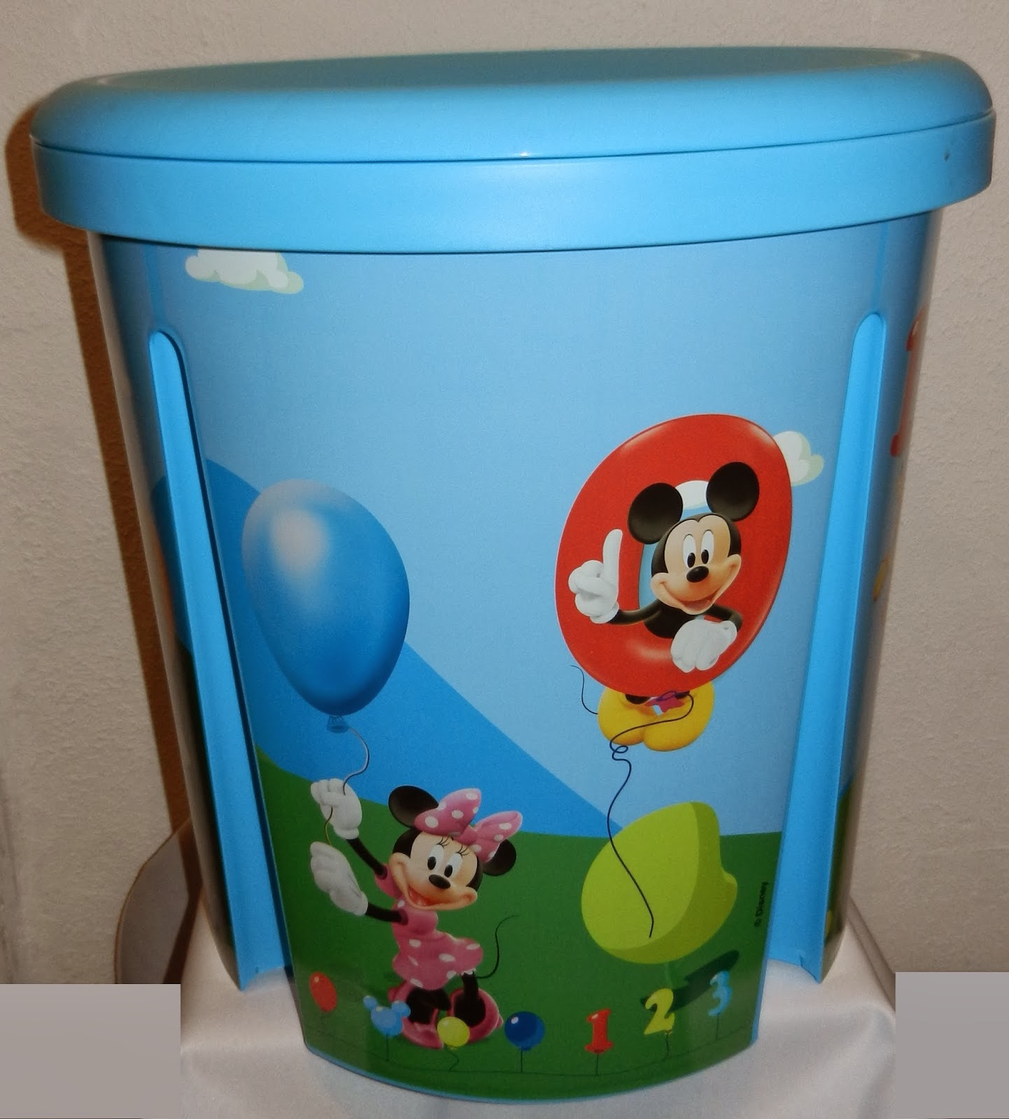 hauserische testfamilie: Unsere Mickey Maus Aufbewahrungsbox