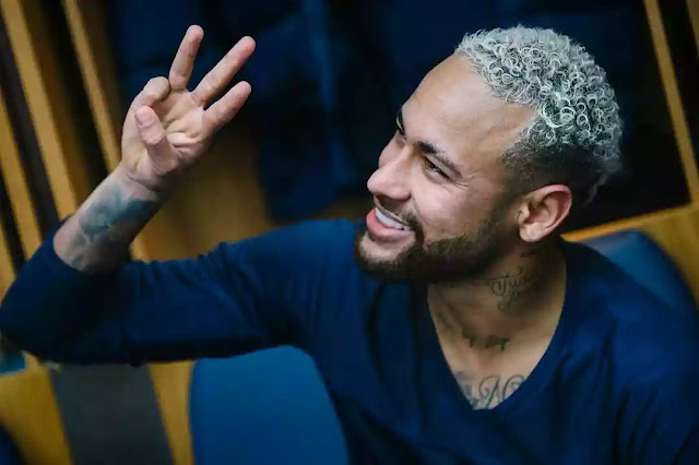 Neymar Jr Earnings per hour