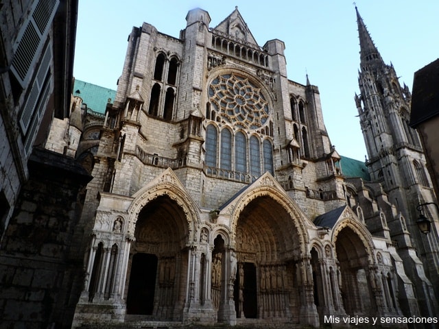 Catedral de Chartres, Francia
