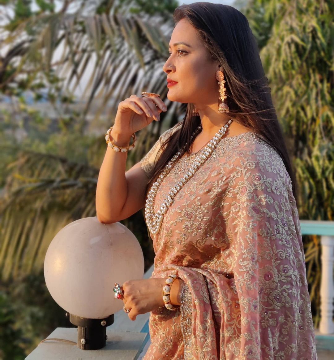 Anupama new Serial Cast, crew, actors, roles, salary, Timings, Story.