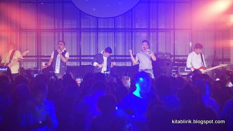 Konser Kahitna