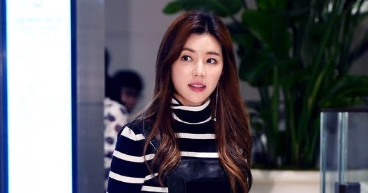 Park Han Byul Announces She S 4 Months Pregnant Moving In