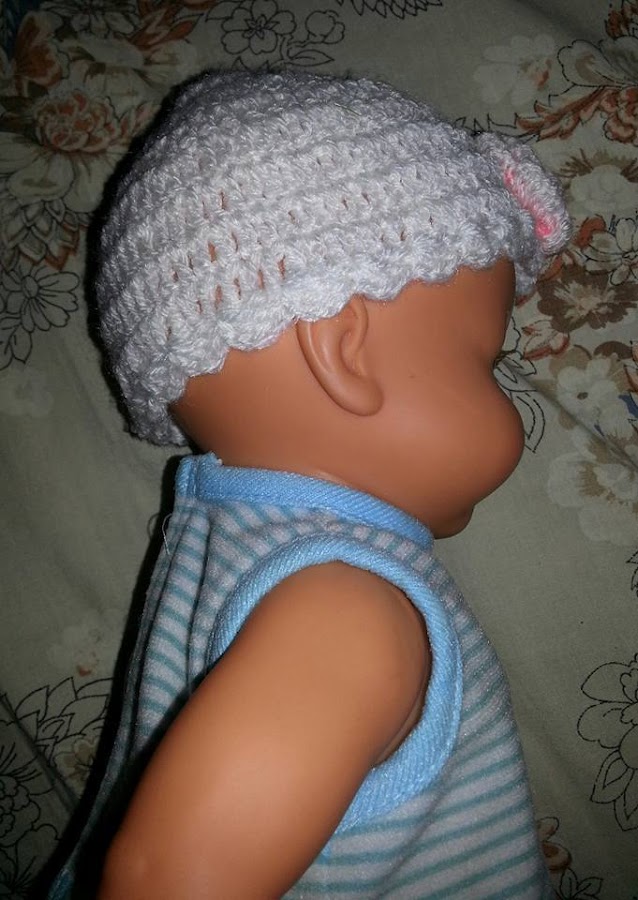 Gorrito Bordado color rosado