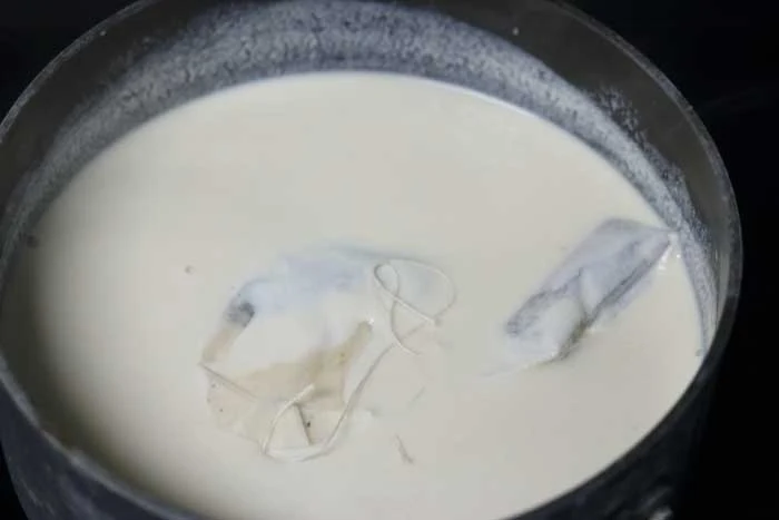 Easy Vanilla Chai Tea Latte Recipe With Tea Bag - Koti Beth
