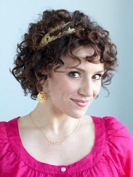 Beautiful Hair Styles: Naturally Curly Hair styles 2012 designed for 